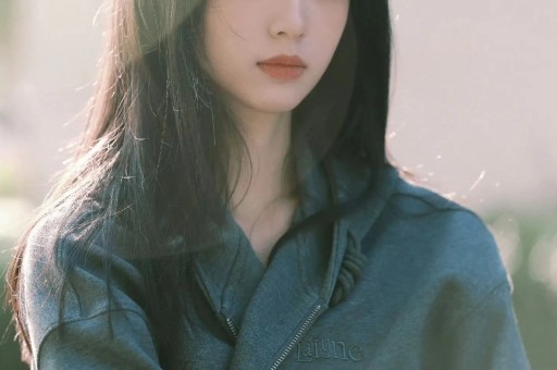 【绝对爆款】彻底炸锅！顶流片场停工大瓜网友：滤镜碎成渣！