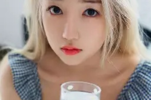 断更五个月首度发声！网红董赤赤坦言患上抑郁症遭导演恶意引导